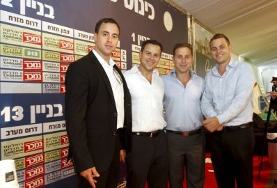 מנחם גינדי, גיא גינדי, אבי גינדי ורועי גינדי מבעלי חברת גינדי החזקות צילום: יוסי אלוני shoham17712