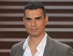 amirshaltiel211217