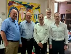 בתמונה: איתמר דויטשר (אלקטרה), דב קוטלר (פועלים), צחי כהן (פועלים), שלמה זהר (בר-אילן), זהר ינון (בר-אילן).צילום: דוברות אוניברסיטת בר-אילן